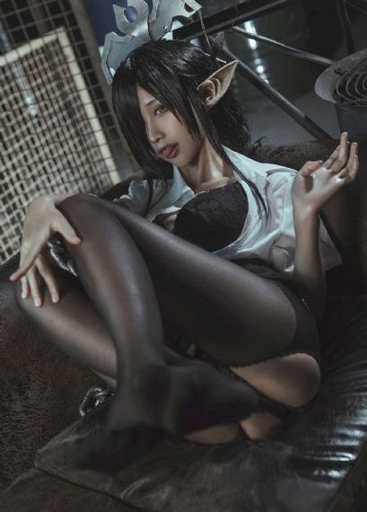 女同桌让我放学别走